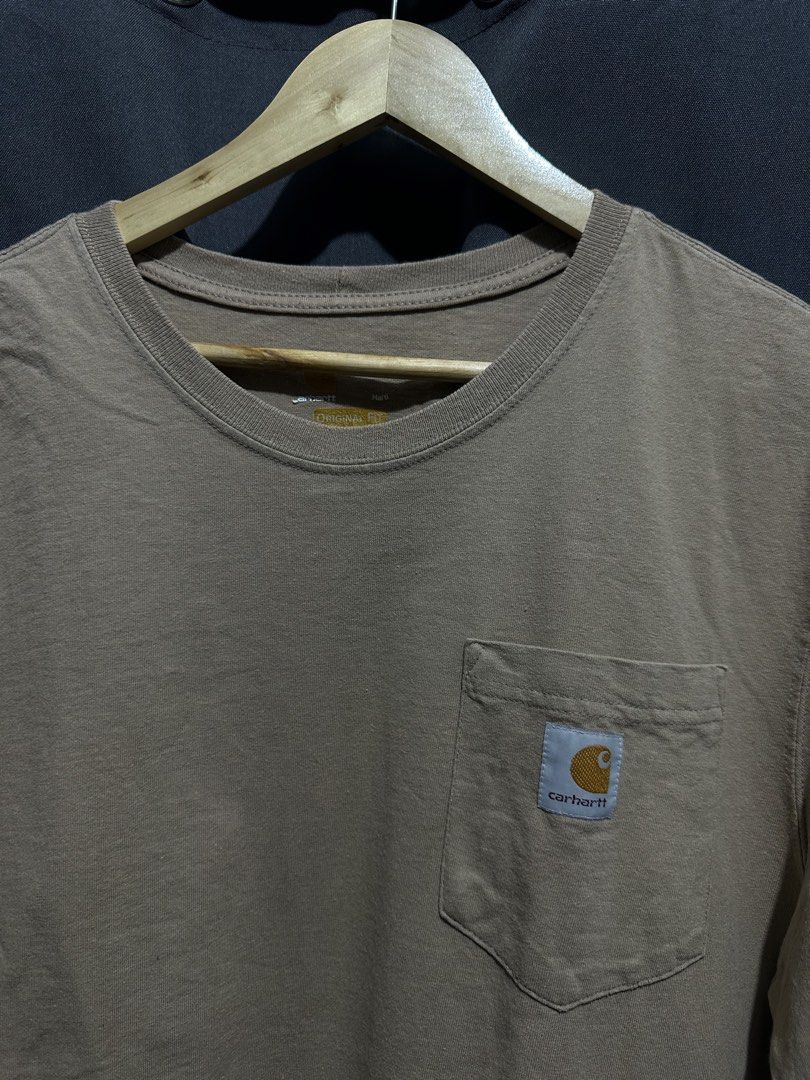 Carhartt K87 Workwear Pocket Tee (Category: Tshirts & Polo Shirts ) located in Buenavista. Submitted by themodernrack (Listing ID 1470596423, Image 2). Description: Condition: Excellent Condition Measurements & Sizing: Size: Tagged Size M (Carhartt original loose fit; fits like Men’s L) Width (Pit to Pit): 22” Length: 28”.