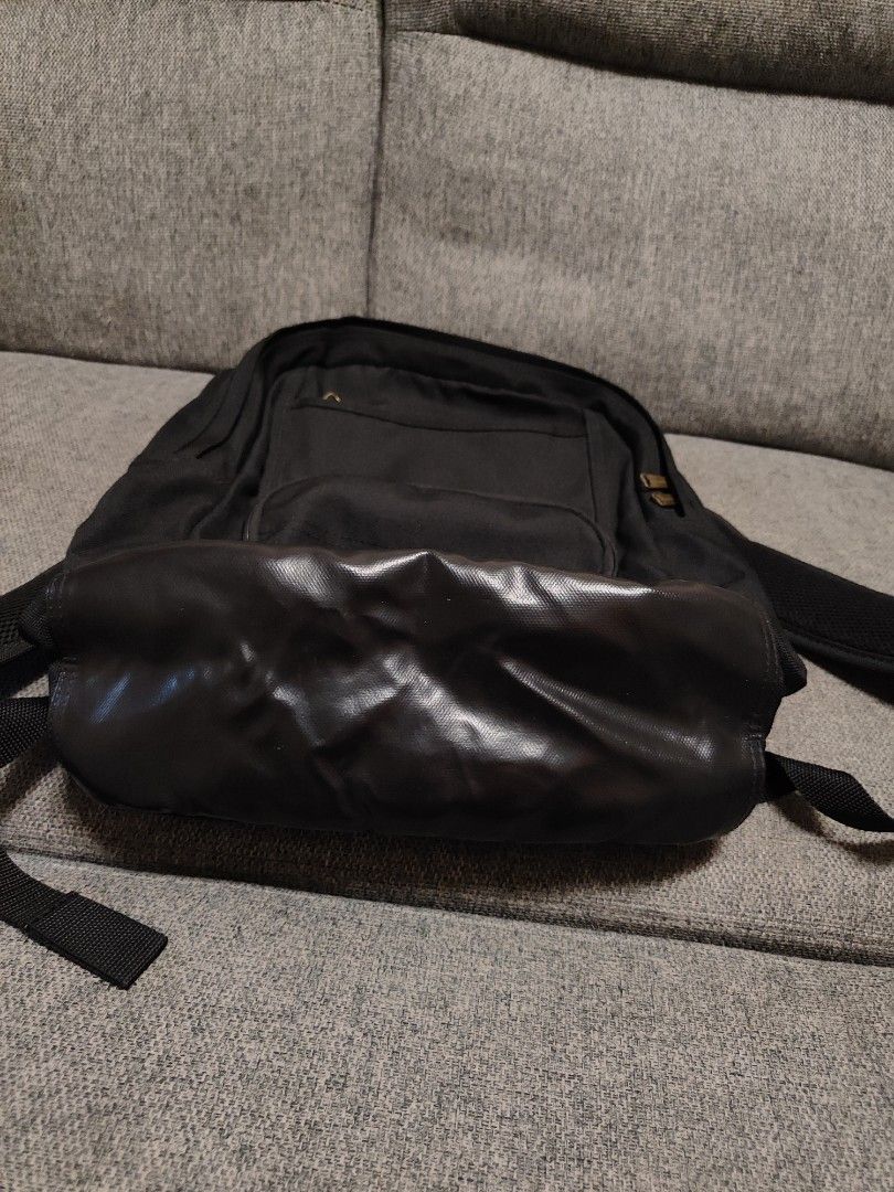 Carhartt Legacy Backpack (Category: Backpacks) located in San Fernando. Submitted by cedrick_francisco27 (Listing ID 1470732446, Image 3). Description: Carhartt Legacy Backpack No Issues Excellent Condition 10/10 color rate.