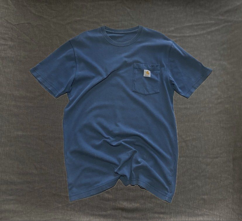 Carhartt pocket tee (Category: Tshirts & Polo Shirts ) located in Lantapan. Submitted by thriftsylz (Listing ID 1470640160, Image 1). Description: •RFS: Decluttering and Need money for new stocks •ISSUE: None •Colo Rate: 9/10 •Size: Small on tag (21x28.5).