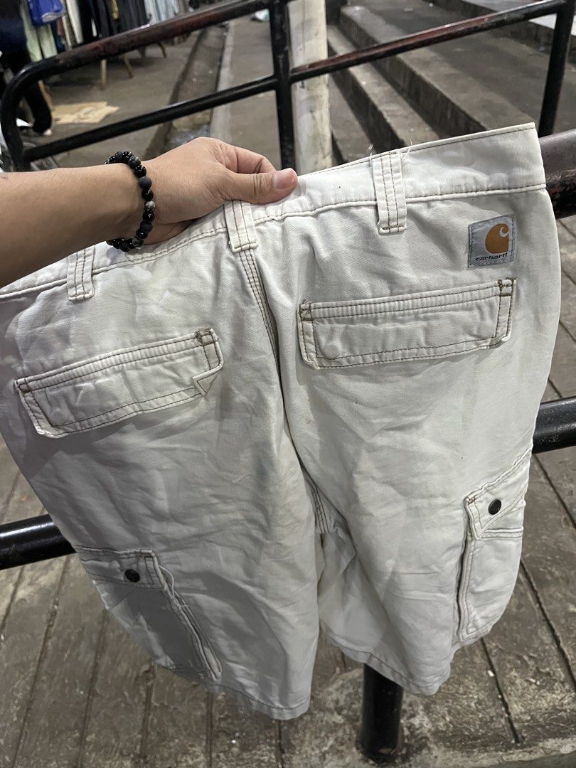 Carhartt short (Category: Shorts) located in City of Isabela. Submitted by ibzagga (Listing ID 1470663934, Image 1). Description: Size 32.