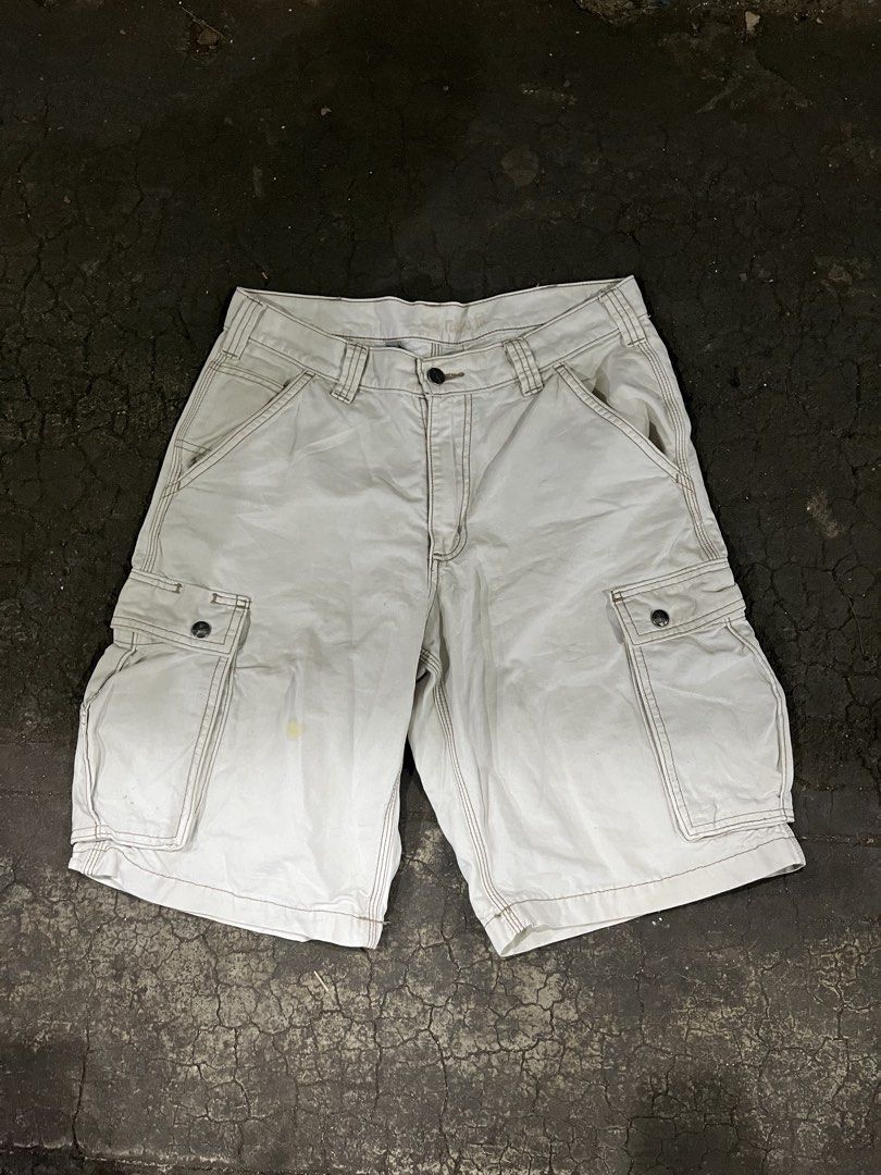 Carhartt short (Category: Shorts) located in City of Isabela. Submitted by ibzagga (Listing ID 1470663934, Image 2). Description: Size 32.