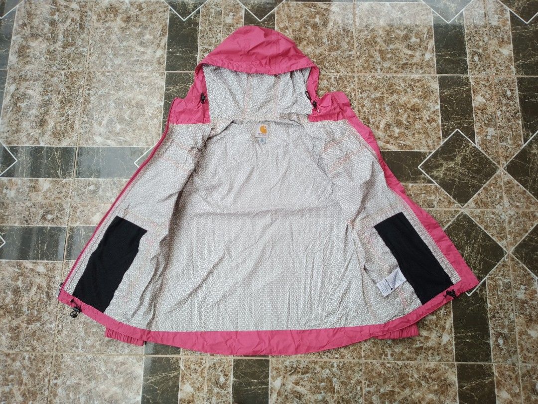 Carhartt Windbreaker Jacket (Category: Coats, Jackets and Outerwear) located in Guihulngan. Submitted by johnjohndripgoods (Listing ID 1470662051, Image 2). Description: Carhartt Womens Windbreaker Jacket Dimes: 21x26 Excellent Condition No Issue Needs Wash Open For VC Dm.