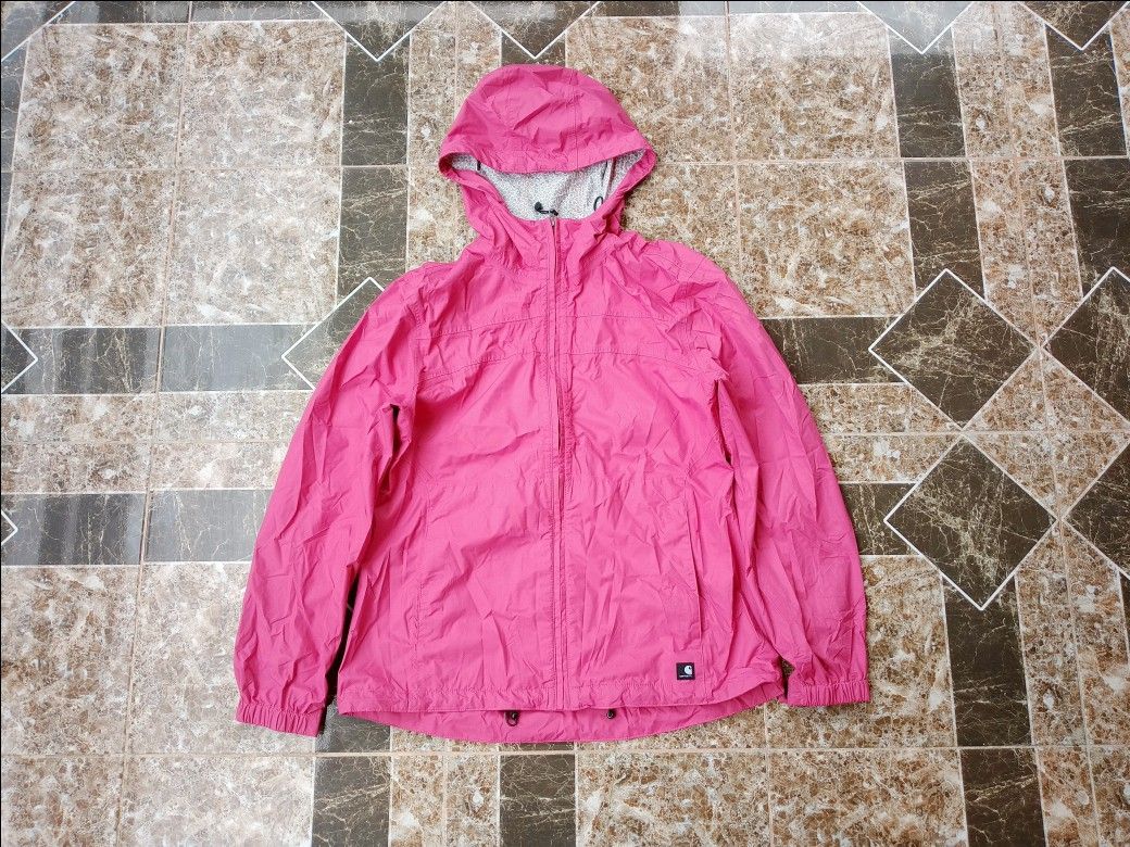 Carhartt Windbreaker Jacket (Category: Coats, Jackets and Outerwear) located in Guihulngan. Submitted by johnjohndripgoods (Listing ID 1470662051, Image 1). Description: Carhartt Womens Windbreaker Jacket Dimes: 21x26 Excellent Condition No Issue Needs Wash Open For VC Dm.