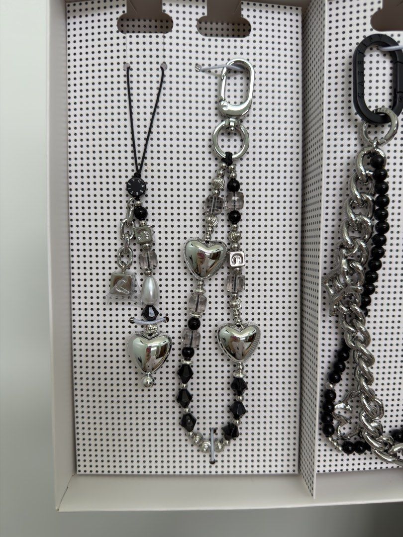 Casetify Black and Silver Phone Charm & Strap Set (Category: Cases & Sleeves) located in Makati City. Submitted by heyuuuu (Listing ID 1470563391, Image 3). Description: Selling this brand new Casetify 3-in-1 phone charm in Obsidian Spark - Price: PHP 3,000 - Location: Marikina - MOP: Gcash/Unionbank/Maribank - MOD: Lalamove/Grab/J&T.
