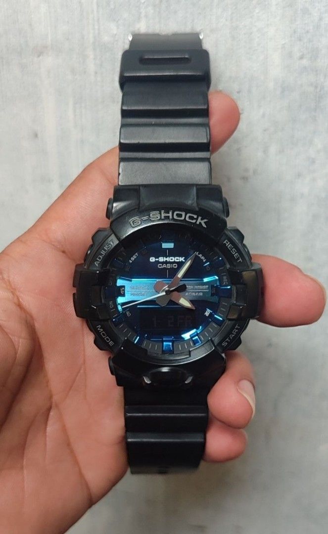 Casio G-Shock GA-810MMB Watch (Category: Men's Watches) located in Manila. Submitted by cosmictree_1321 (Listing ID 1470599561, Image 1). Description: - Model: Casio G-Shock GA-810MMB (Module 5535) - Design: Black resin strap with an eye-catching blue dial face - Durability: Iconic shock-resistant build - Water Resistance: Up to 20 bar / 200 meters - Movement: Reliable quartz movement - Closure: Standard secure buckle clasp - Condition: Rugged ev
