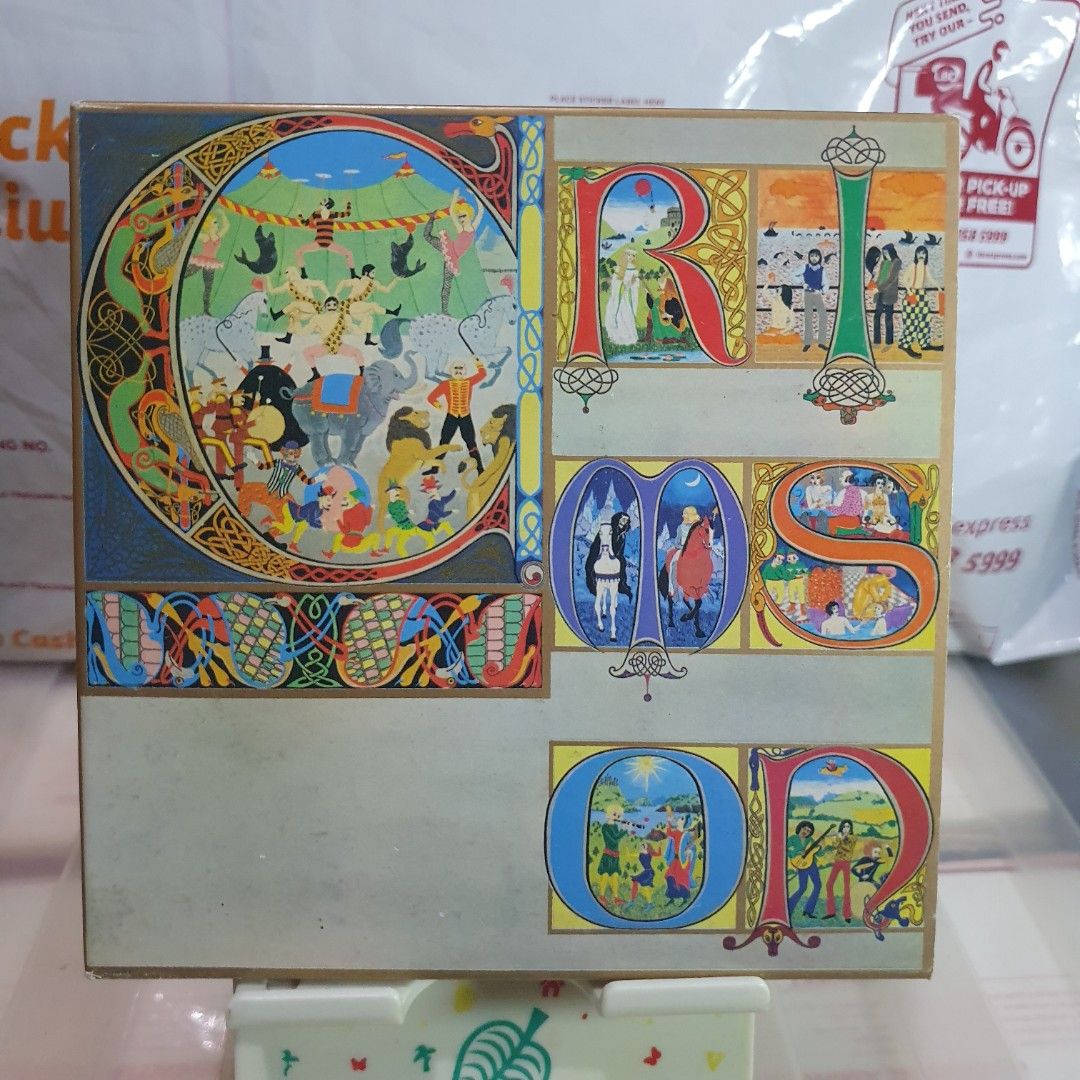 [CD] King Crimson Lizard Album (Category: CDs & DVDs) located in Quezon City. Submitted by collectionneursonline88 (Listing ID 1470725713, Image 1). Description: - King Crimson - Lizard Audio CD (Japanese Import) - Released by Pony Canyon Inc. (Catalog No: PCCY-01423) - Features classic tracks: Cirkus, Indoor Games, Happy Family, Lady of the Dancing Water, Prince Rupert Awakes, and Bolero - Includes original lyric insert and jewel case art panels