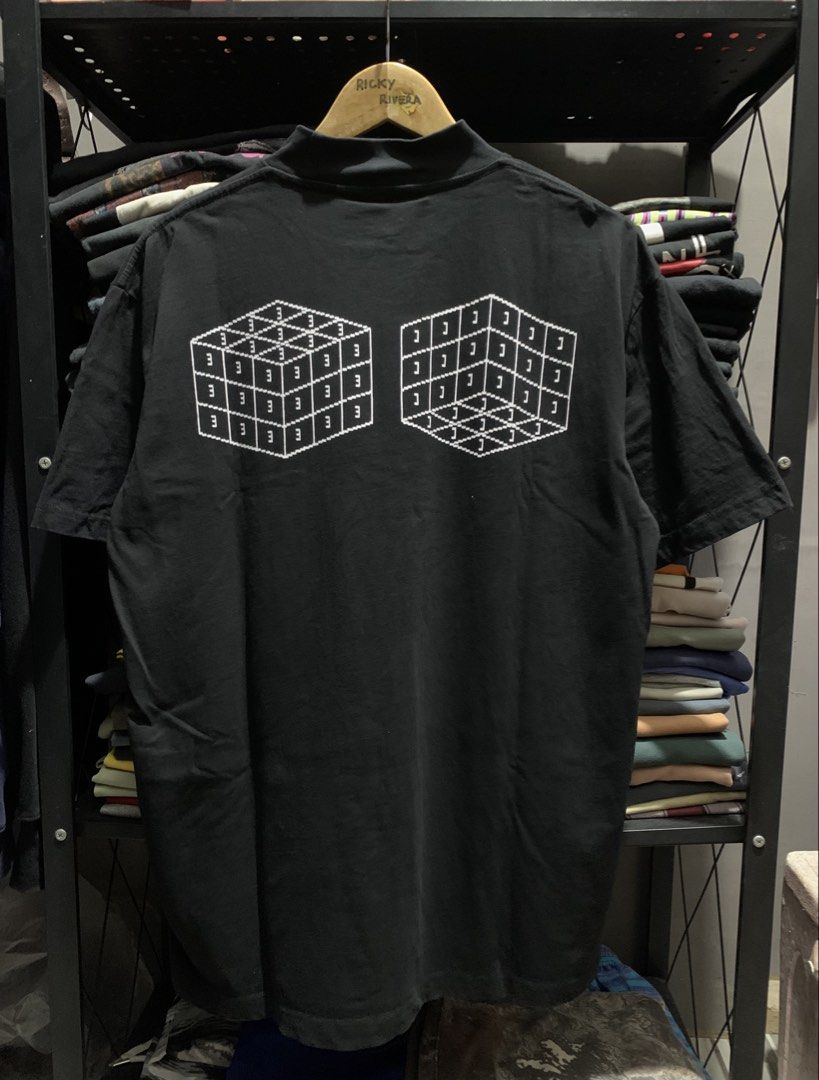 C.E. Cav Empt Mock Neck made in japan (Category: Tshirts & Polo Shirts ) located in Manila. Submitted by consencino97571 (Listing ID 1470712281, Image 3). Description: Cav empt Made in japan Mock neck As new condition Complete tags No issue Heavy cotton .