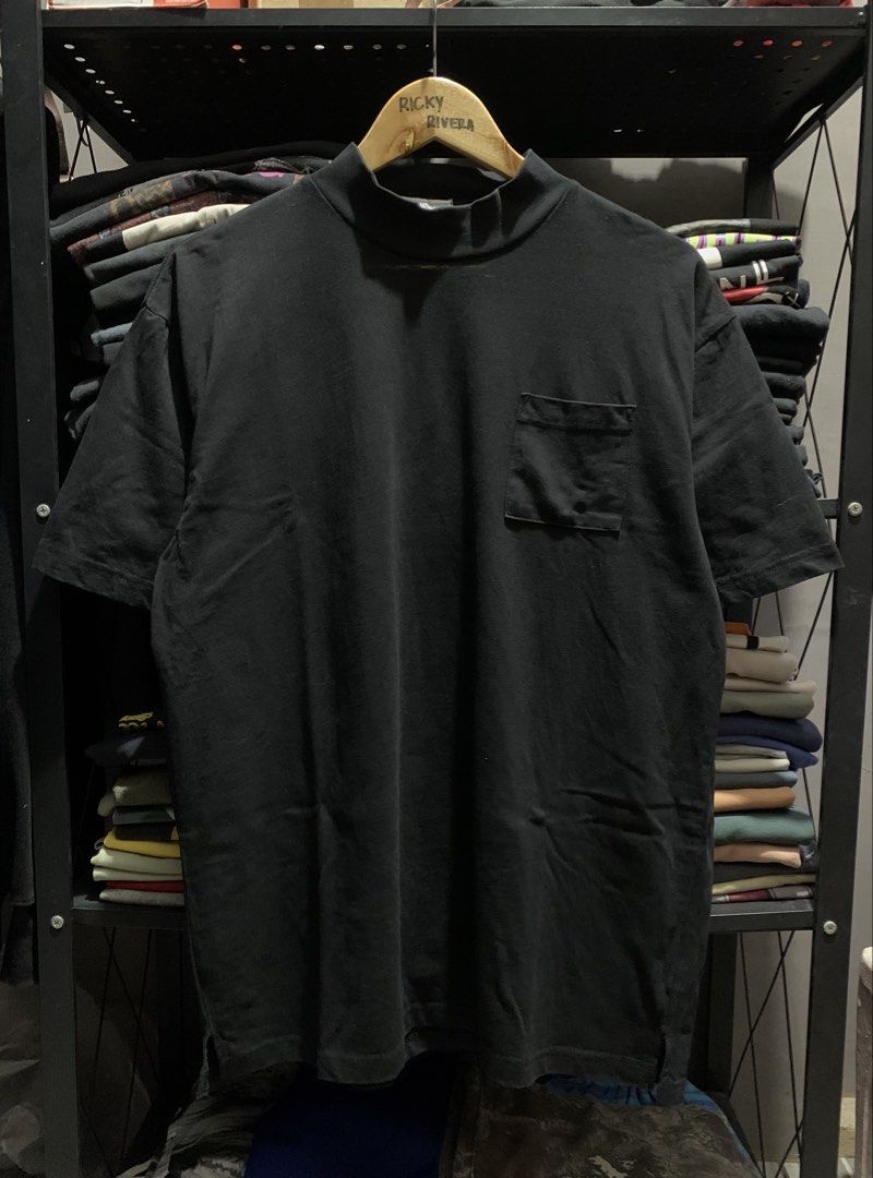 C.E. Cav Empt Mock Neck made in japan (Category: Tshirts & Polo Shirts ) located in Manila. Submitted by consencino97571 (Listing ID 1470712281, Image 2). Description: Cav empt Made in japan Mock neck As new condition Complete tags No issue Heavy cotton .