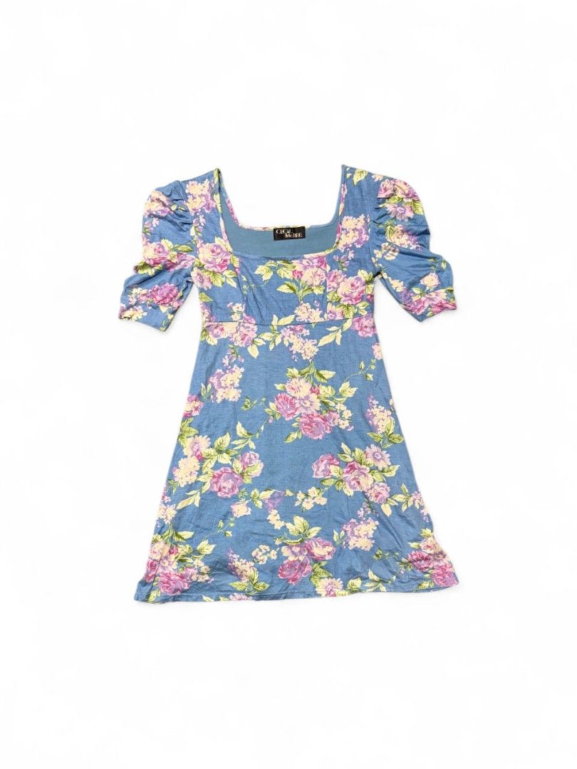 CECIL McBEE Floral Mini Dress (Category: Dresses) located in Davao. Submitted by wildhearts121 (Listing ID 1470682032, Image 1). Description: Size: FREE Excellent No flaws.