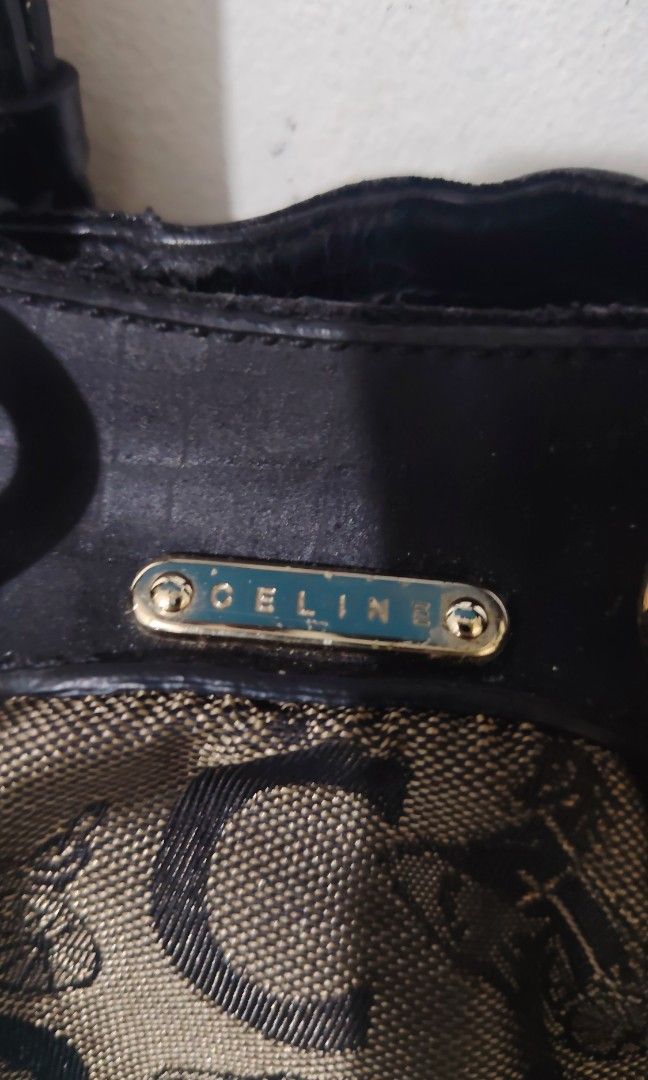 Celine C macadam handbags (Category: Luxury Bags & Wallets) located in Quezon City. Submitted by thriftmo19 (Listing ID 1470588088, Image 2). Description: Celine C macadam handbag Materials : leather and canvas No sling Main issue is tumigas yung leather. You can use leather condition if you want 1500 only.
