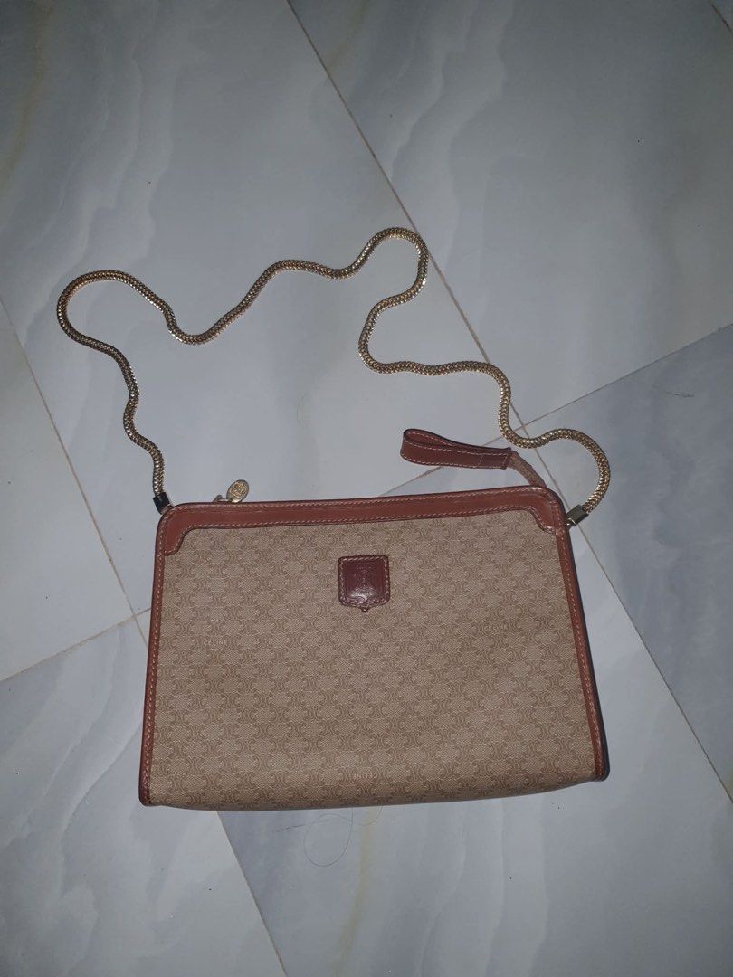 CELINE PARIS (Category: Luxury Bags & Wallets) located in Koronadal. Submitted by zyxarvie (Listing ID 1470690373, Image 1). Description: No issue Authentic Vintage Flawless.