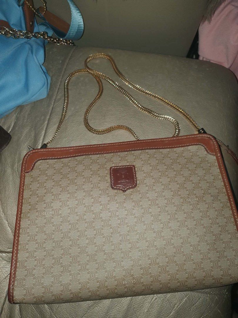 CELINE PARIS (Category: Luxury Bags & Wallets) located in Koronadal. Submitted by zyxarvie (Listing ID 1470690373, Image 3). Description: No issue Authentic Vintage Flawless.