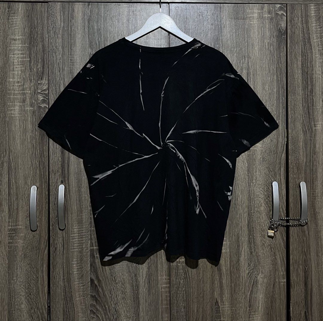 CELINE PARIS TIE DYE OVERSIZED SHIRT (Category: Tshirts & Polo Shirts ) located in Dumaguete. Submitted by marc_umbac89 (Listing ID 1470693191, Image 3). Description: CELINE PARIS TIE DYE SCRIPT SHIRT ₱700 ~Excellent And Brand New Condition ~No Issue Or Flaws ~Complete Tags ~Oversized Fittings ~Official Celine Paris Shirt ~Rare Design ~Hide Slimane Collection Shirt ~Size:Best Fit Size Large ~Length:27 Width:23.5 📌Dumaguete City Negros Oriental ✅