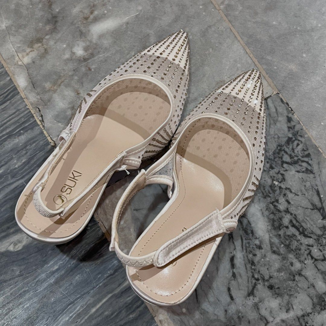 Champagne Mesh Rhinestone Heels (Category: Heels) located in Quezon City. Submitted by kkukechi (Listing ID 1470579957, Image 3). Description: Bought from SUKI @ SM Dept. Store for 1,800 Size: 36-37 (36 on shoe but fits a little loose; best fits size 37) - 2-3 inches height - used twice (grad and oath taking) - only rhinestones on tip of point are missing, rest are in tact - can provide clearer pics thru pm (photos got dim when uploaded) PM for m