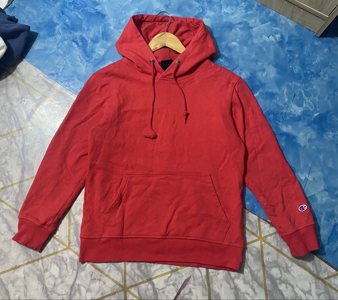 Champion Big script (Category: Coats, Jackets and Outerwear) located in Binan City. Submitted by rnj_affordable (Listing ID 1470729869, Image 3). Description: Heavy cotton needwash lang.