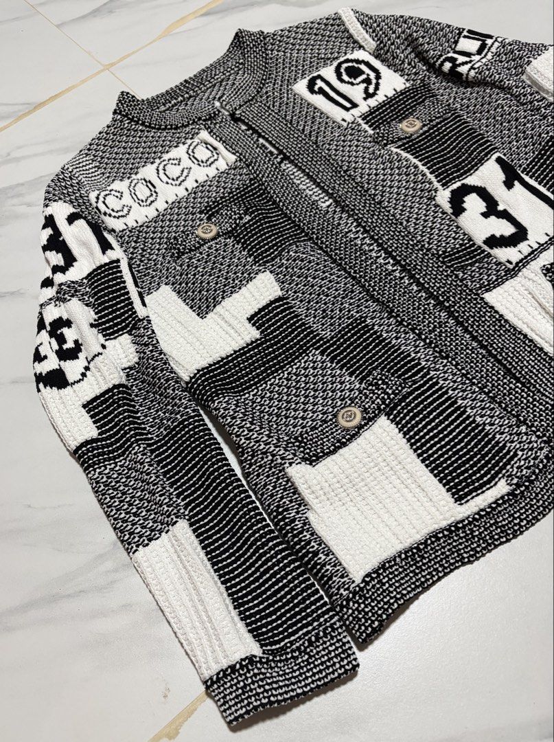 Chanel Coco “20C Train Station” (Category: Coats, Jackets and Outerwear) located in Baguio. Submitted by thriftedbaguio (Listing ID 1470598380, Image 3). Description: Excellent Condition Size 40 Tagged Dimensions 22*27 Color rate 10 .