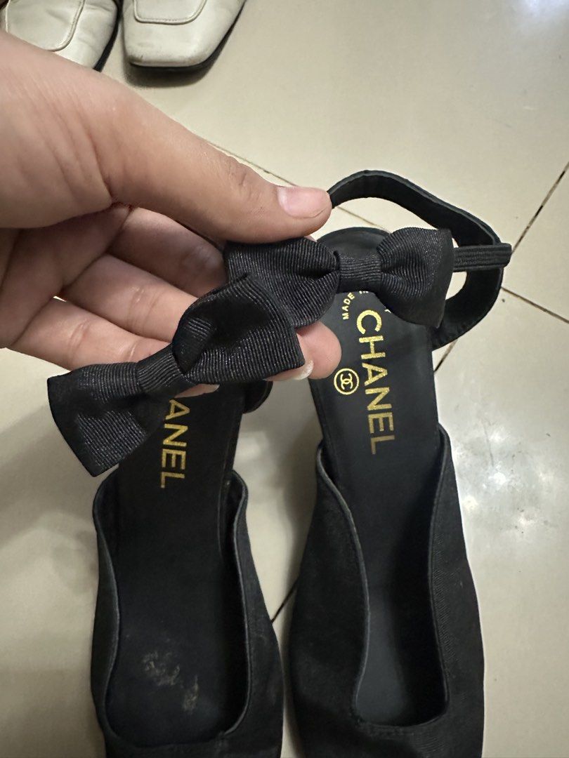 Chanel Grosgrain Cap Toe Sling Back Heels with Bow (Category: Announcements) located in Butuan. Submitted by wear.next (Listing ID 1470683690, Image 3). Description: Size 37 C No inclusions.