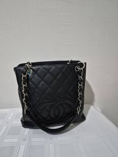 (Category: ) located in . Submitted by collynluxurybag (Listing ID 1470686473, Image 1). Description: .