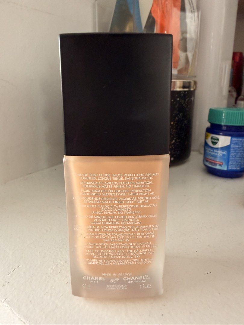 Chanel Ultra Le Teint Foundation 30ml (Category: Makeup) located in Manila. Submitted by ana.sarmiento (Listing ID 1470716633, Image 2). Description: - Authentic Chanel Ultra Le Teint Liquid Foundation - Size: 30ml / 1 fl oz - Finish: Luminous matte with all-day comfort and zero transfer - Packaging: Standard glass bottle with black cap - Origin: Made in France - Reason for selling: Wrong shade (brand new/barely used).