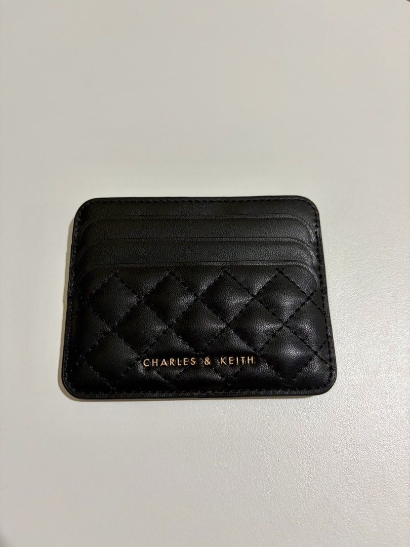 charles & keith quilted cardholder (Category: Wallets & Card holders) located in Manila. Submitted by cheesetaiyaki (Listing ID 1470614277, Image 1). Description: .