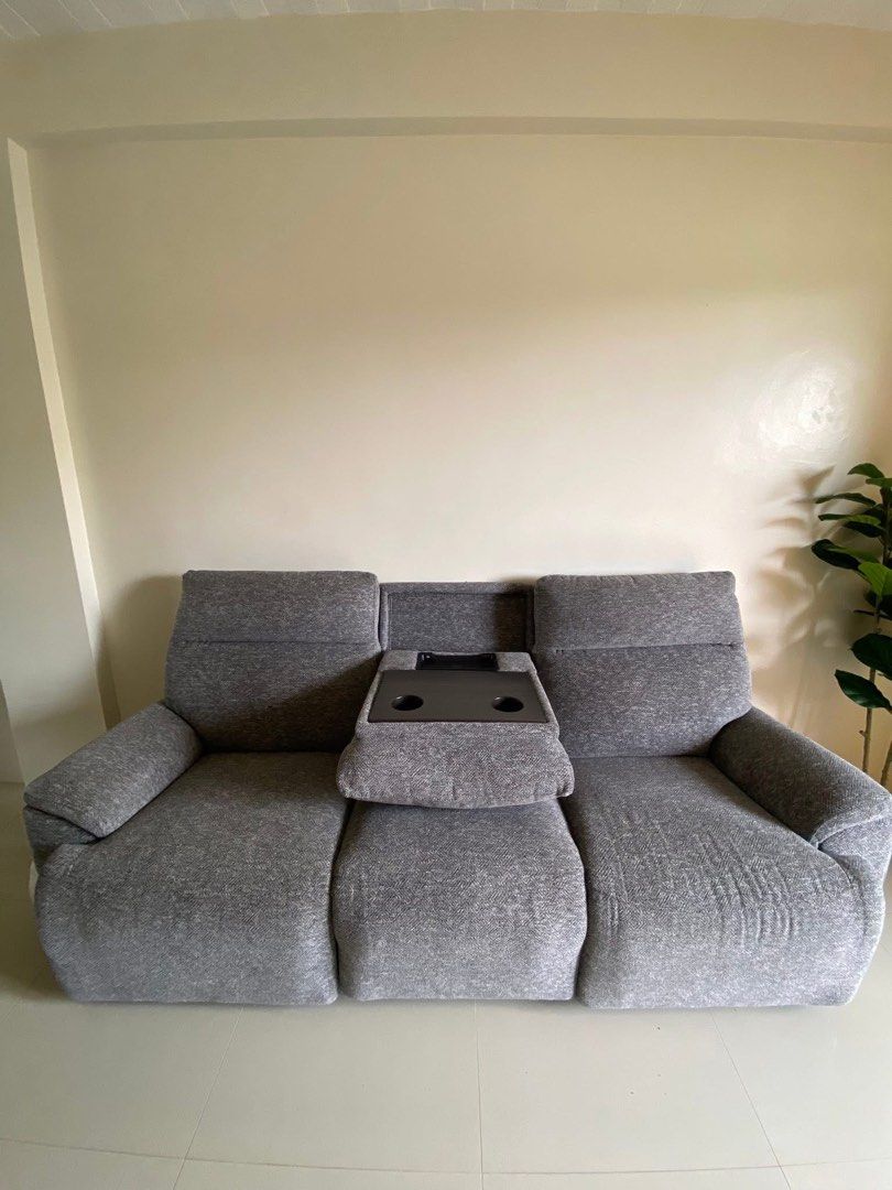 CHEERS 3-seater reclining sofa (Category: Sofas) located in Manila. Submitted by ana.sarmiento (Listing ID 1470714684, Image 1). Description: Pwedeng pwede sa maarte at maselan. 1 year old sofa. SRP: 60k plus, but I paid thru straight payment, kaya nakuha ko ng 48k. Selling for 28k. NEGOTIABLE for sure buyers. Condition: Like new, 6 months lang nagamit and naka-cling wrap na siya since then. Well-maintained since 3 lang kami sa apartment and lagi