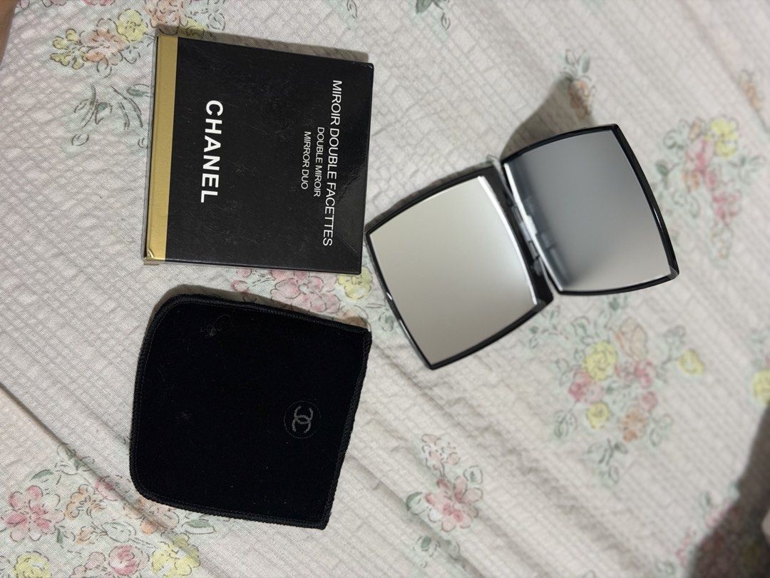 Ch@nel mirror (Category: Accessory Holder, Box & Organizers) located in Manila. Submitted by jafelizarte (Listing ID 1470674541, Image 1). Description: .