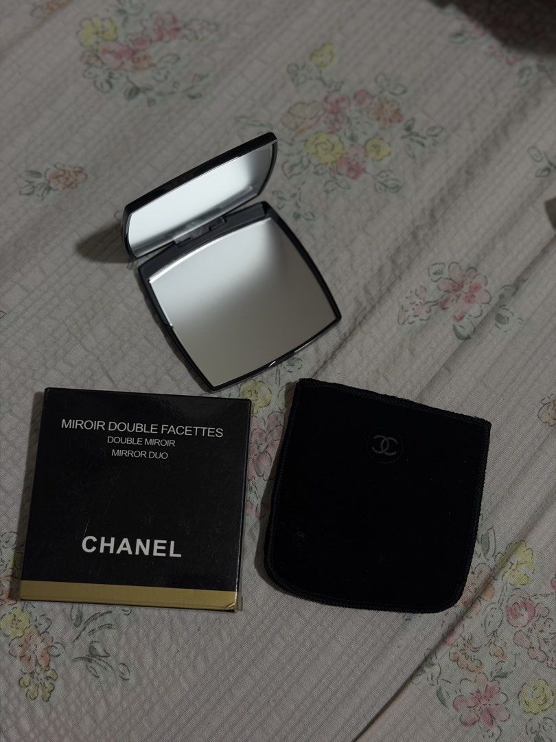 Ch@nel mirror (Category: Accessory Holder, Box & Organizers) located in Manila. Submitted by jafelizarte (Listing ID 1470674541, Image 2). Description: .