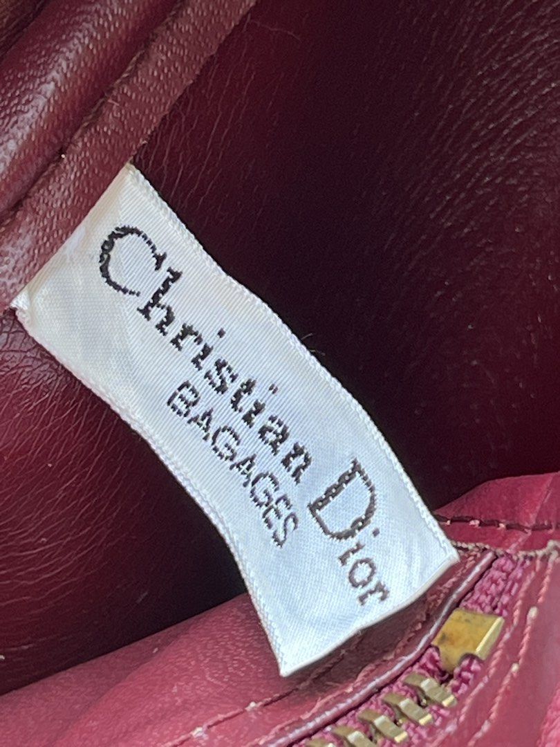 Christian Dior boston bag (Category: Luxury Bags & Wallets) located in Oroquieta. Submitted by prelovedluxefinds (Listing ID 1470636920, Image 2). Description: from Japan surplus eclair zip spacious ganda ng interior .