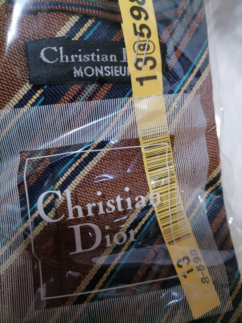 Christian Dior Necktie (Category: Ties) located in Butuan. Submitted by az-branded.items (Listing ID 1470617943, Image 3). Description: Widest part 3.5" Brand new & authentic From Japan.