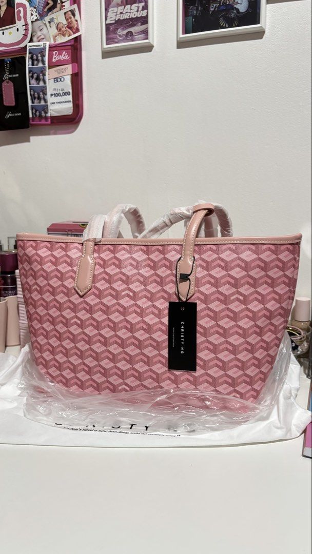 Christy Ng Russo Medium (Category: Tote Bags) located in Quezon City. Submitted by declutterwithmissa (Listing ID 1470571944, Image 1). Description: .