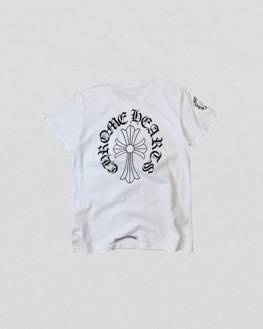 Chrome Hearts Cross Emblem Gothic Logo tee shirt (Category: Tshirts & Polo Shirts ) located in Cabanatuan. Submitted by argarments.ph (Listing ID 1470575672, Image 1). Description: Tagged: Medium on tag Width 19" | Length 27" Condition: Great condition Issue(s): -.