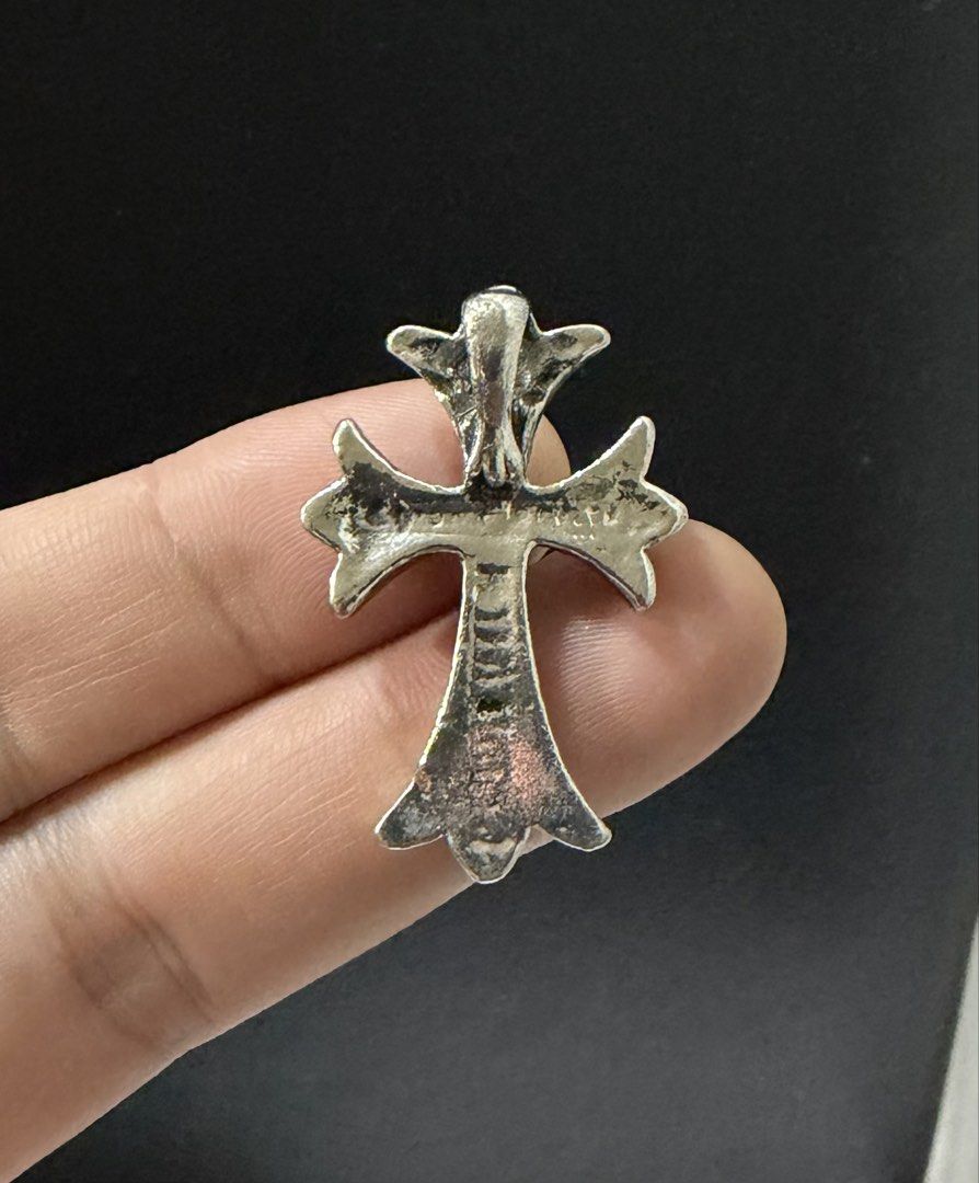 Chrome Hearts Cross Pendant (Category: Necklaces) located in Quezon City. Submitted by WasalakTwo (Listing ID 1470660242, Image 3). Description: Bought in Japan As is where is Open for delivery nationwide.