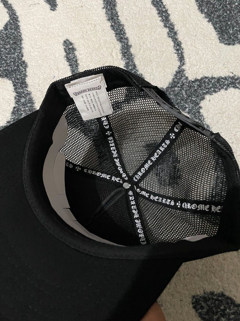 CHROMËHEARTS TRUCKER CAP (Category: Caps & Hats) located in Davao. Submitted by ai_stuffs (Listing ID 1470729254, Image 2). Description: COMPLETE TAGS GOOD CONDITION NO ISSUE.