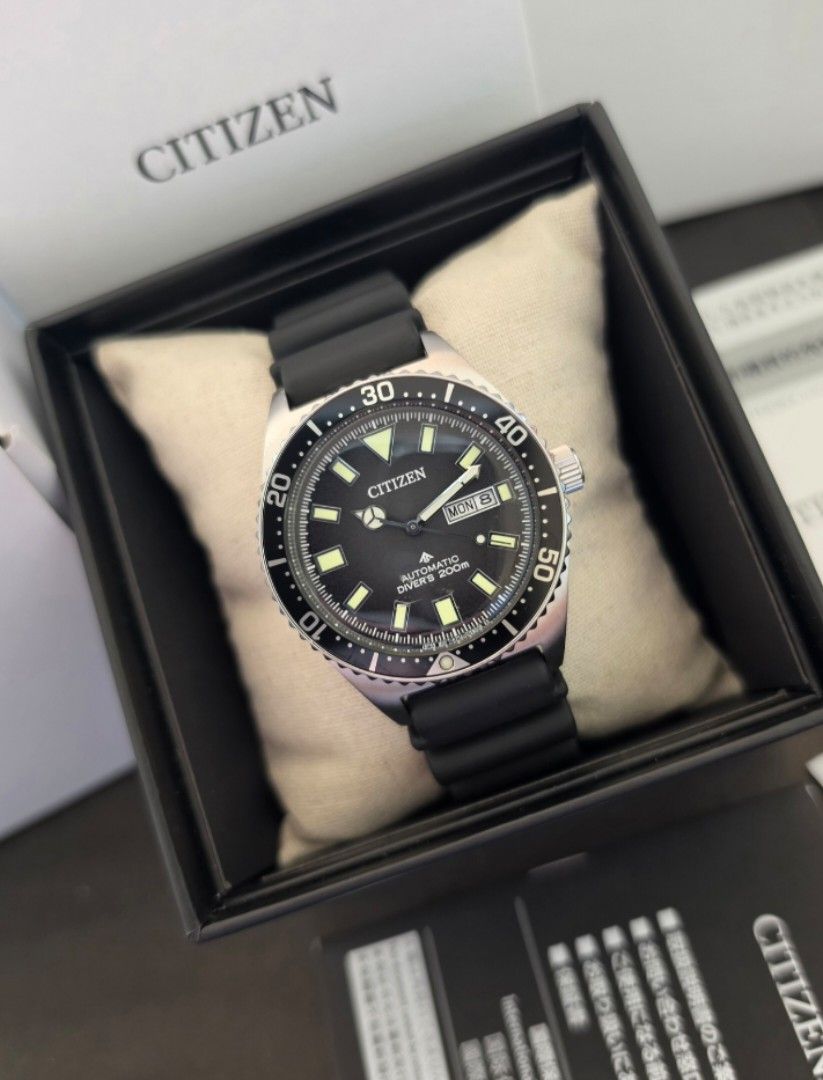 Citizen Promaster Diver Automatic NY0120-01E (Category: Men's Watches) located in Quezon City. Submitted by imchanggy (Listing ID 1470674022, Image 1). Description: Citizen Promaster Diver Automatic NY0120-01E ➡️Php 12,800 9.8/10 condition *Comes with double box, manual, certs *bought in local Japan AD *retails at P22,800 (bnew) *an ISO-certified mechanical dive watch known for its rugged "utilitarian elegance" Technical Specifications Movement: 