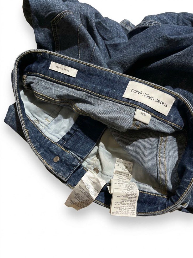 Ck denim jeans (Category: Jeans) located in Manila. Submitted by jamestreasure (Listing ID 1470618910, Image 3). Description: Calvin Klein Denim Pants .