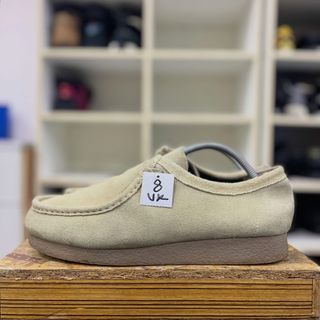 (Category: ) located in . Submitted by sneakers.too (Listing ID 1470561567, Image 1). Description: .