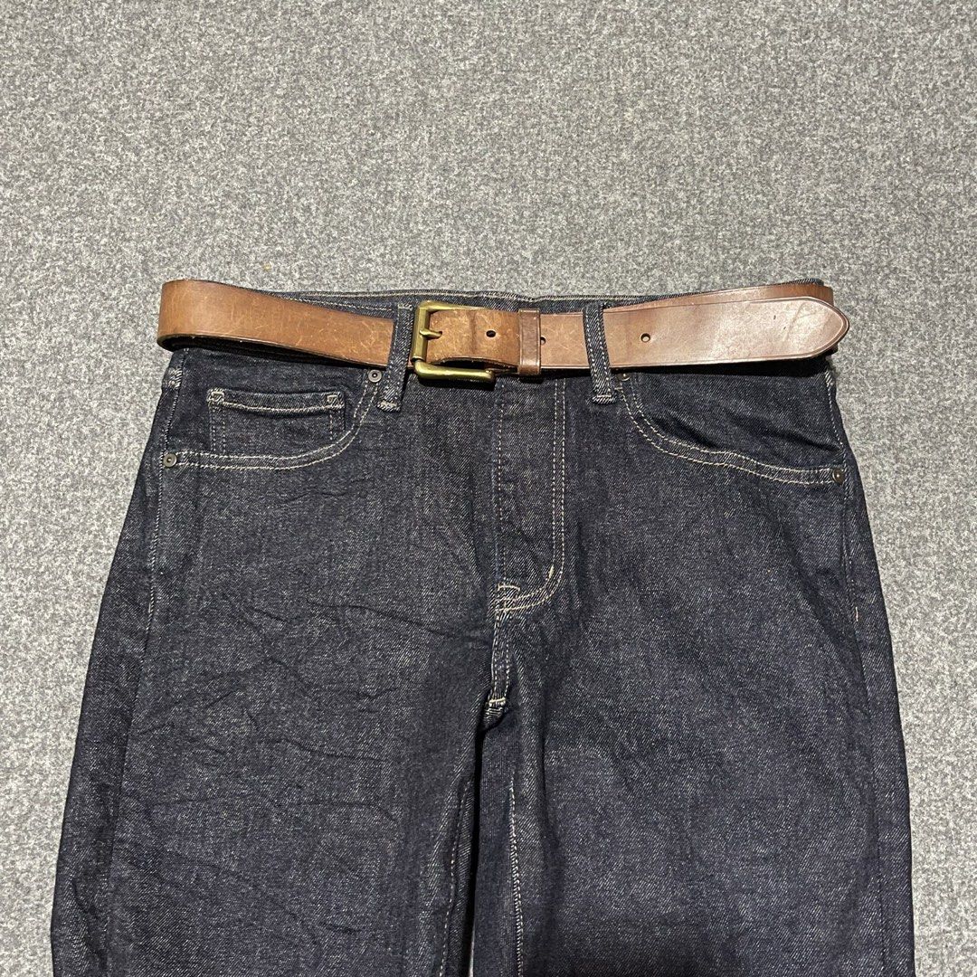 Classic Brass Buckle Leather Belt (33-38) (Category: Belts) located in Pasig City. Submitted by _rosasass_ (Listing ID 1470714205, Image 2). Description: Authntic Leather excellent condition Waistline 33-38 Length 43.5 width 1.5 inch.