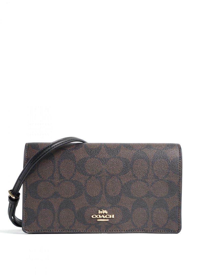 Coach Anna (Category: Cross-body Bags) located in Quezon City. Submitted by kinaiyabycartalaban (Listing ID 1470742177, Image 1). Description: Location : Cubao.