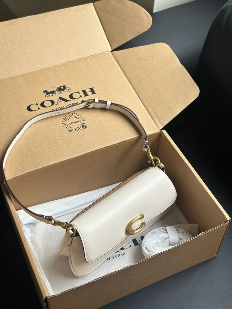 Coach Baguette Bag Off White Smooth Leather, Women's Fashion, Bags ...