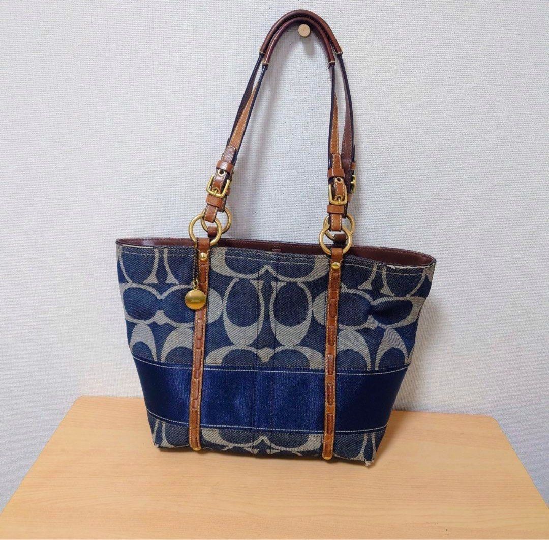 Coach Denim Heritage Tote Bag (Category: Tote Bags) located in Bulacan. Submitted by _dearvintage (Listing ID 1470563779, Image 1). Description: - From Japan 🇯🇵 - ETA: 2 weeks ✈️.