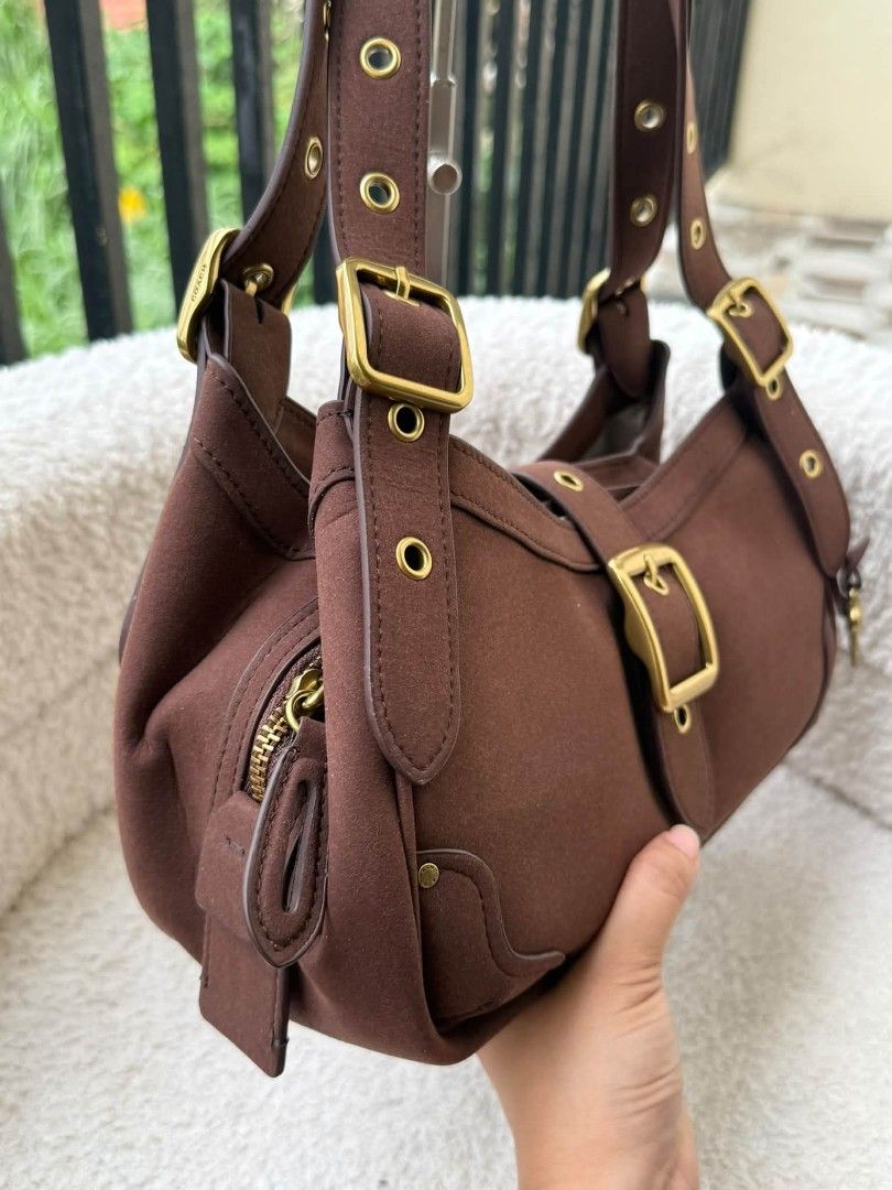 Coach Drifter Suede Shoulder Bag (Category: Shoulder Bags) located in Manila. Submitted by msddirectfactoryoutlet (Listing ID 1470593562, Image 2). Description: US Grade 100%.