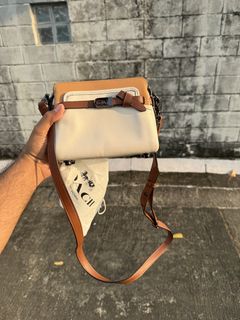 （分類：）位於 。 由 1buyandsell 提交（商品編號 1470636689，圖片 1）。簡介： 。