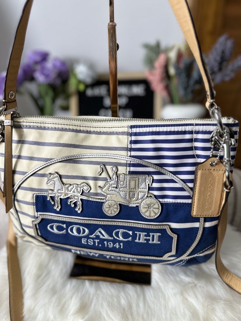 Coach Poppy Patchwork Locker Bag (Category: Cross-body Bags) located in Sablan. Submitted by kayescorner (Listing ID 1470614000, Image 2). Description: Coach Poppy Patchwork Locker Bag / Hippie Shoulder Bag 💰5,950.00 BENGUET AREA 📍 Shipping: J&T COURIER 📍 Dropping Area: Maharlika ⚠️Kaye Online Shop do not intend to infringe upon any trademarks, copyrights, or intellectual property rights. Any use of brand names or images is solely for identifi