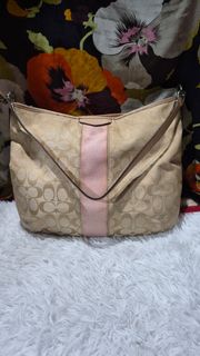 (Category: ) located in . Submitted by jhaz_bags (Listing ID 1470678583, Image 1). Description: .