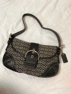 (Category: ) located in . Submitted by preloved439 (Listing ID 1468202330, Image 1). Description: .