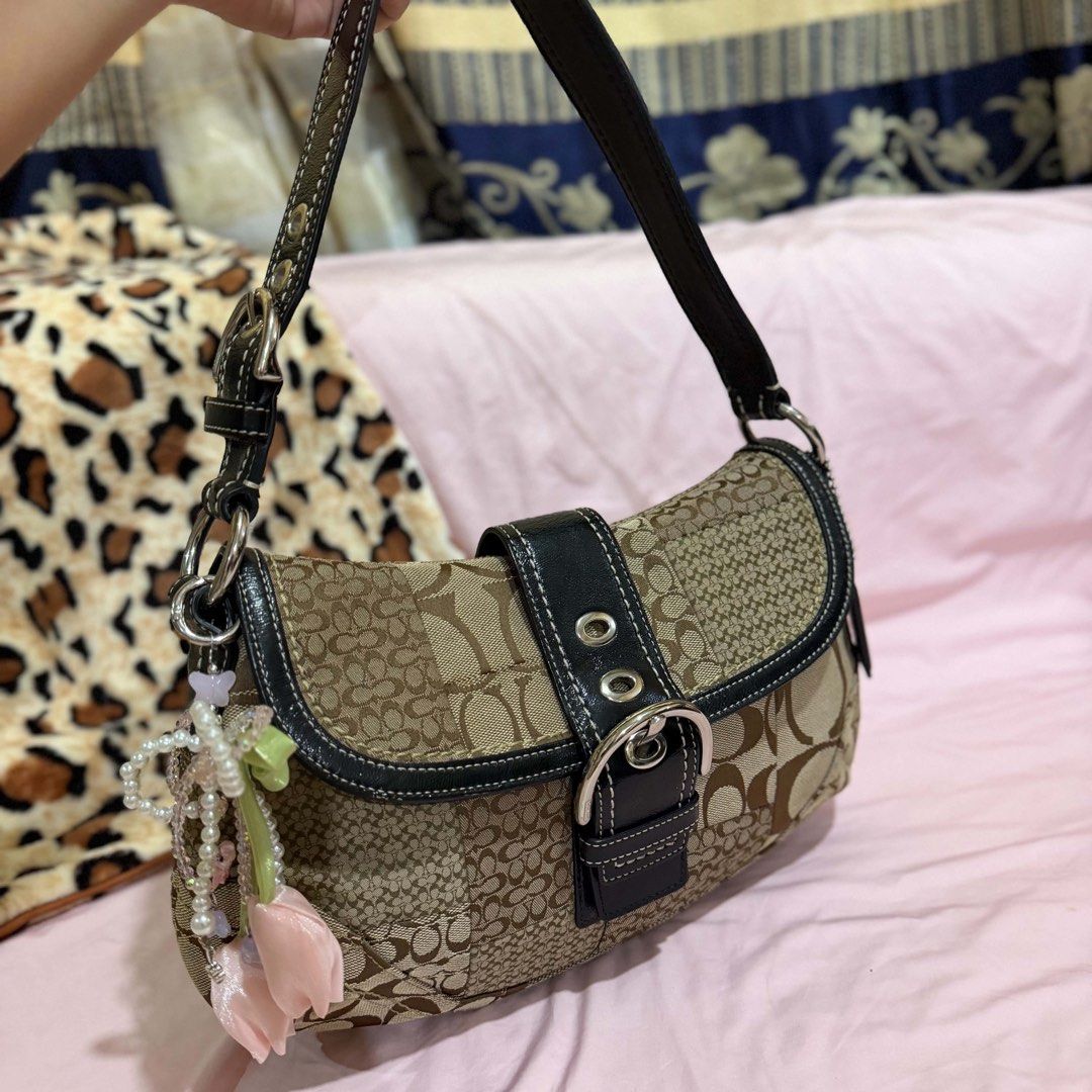 Coach Soho Patchwork (Category: Shoulder Bags) located in Baguio. Submitted by dsabelg (Listing ID 1470639378, Image 2). Description: .