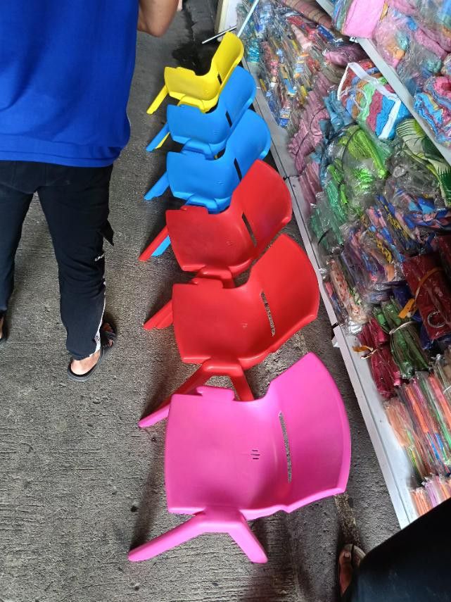 Colorful Kids Plastic Chairs and Table Set (Category: Kids Tables & Chairs) located in Quezon City. Submitted by shiepatz23 (Listing ID 1470740878, Image 1). Description: Kids Table and Chair BODEGA SALE ‼️‼️‼️ All brandnew 💯% Quality BID DISCOUNT FOR BULK ORDER‼️ .
