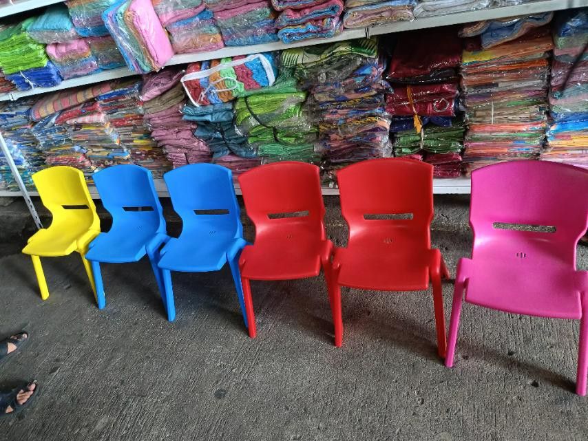 Colorful Kids Plastic Chairs and Table Set (Category: Kids Tables & Chairs) located in Quezon City. Submitted by shiepatz23 (Listing ID 1470740878, Image 2). Description: Kids Table and Chair BODEGA SALE ‼️‼️‼️ All brandnew 💯% Quality BID DISCOUNT FOR BULK ORDER‼️ .