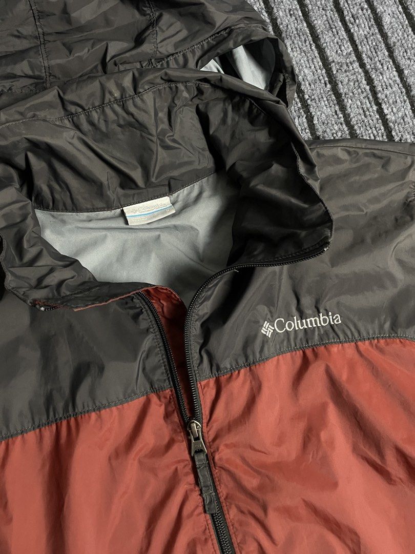 Columbia - Glennaker Lake II Rain Jacket (Category: Coats, Jackets and Outerwear) located in Puerto Princesa. Submitted by palawan.swagdealer (Listing ID 1470722188, Image 3). Description: All details are provided Kindly check each photo No major flaws Still in good - very good condition.