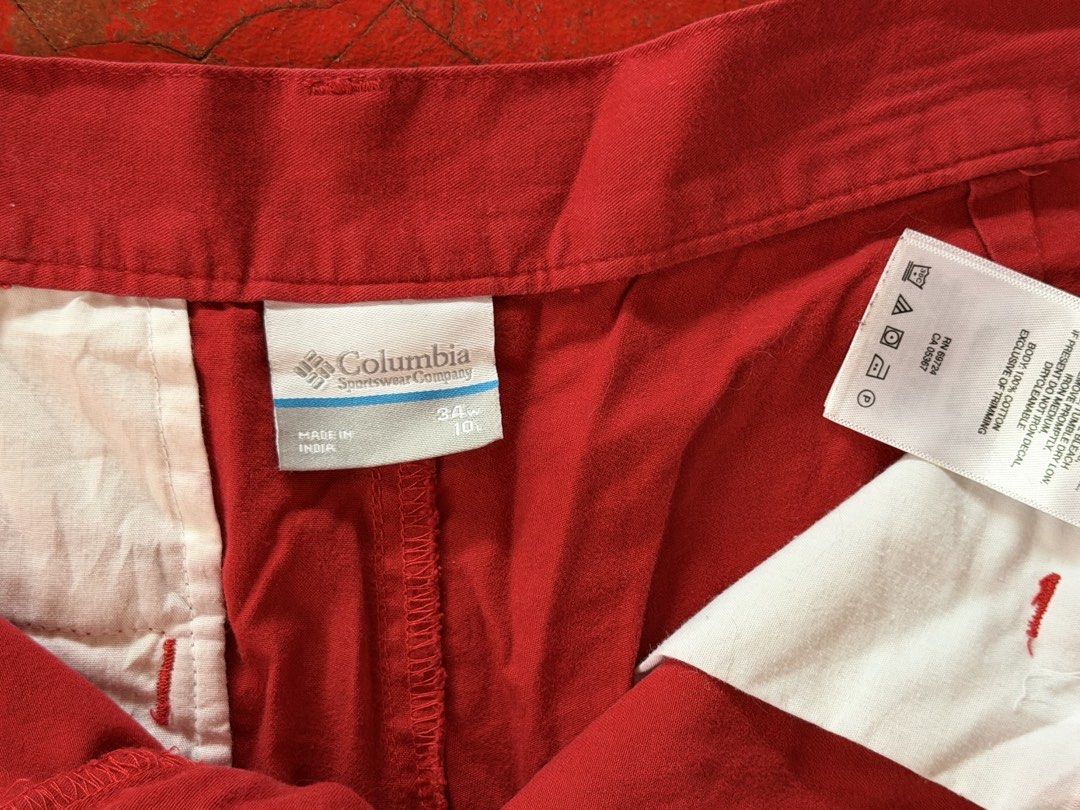 Columbia Cargo short (Category: Shorts) located in Butuan. Submitted by mjvasquez (Listing ID 1470685303, Image 2). Description: 34-36 waist.